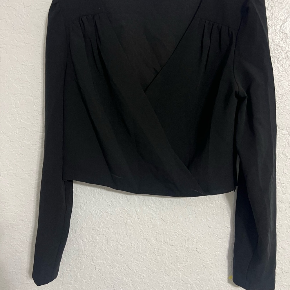 Bebe Wrap Blouse Women's Size M  Black Top Long Sleeve Chiffon V Neck #410